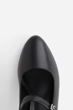 BABEYOND Shoes|Classic Closed Toe Ankle Strap Shoes
